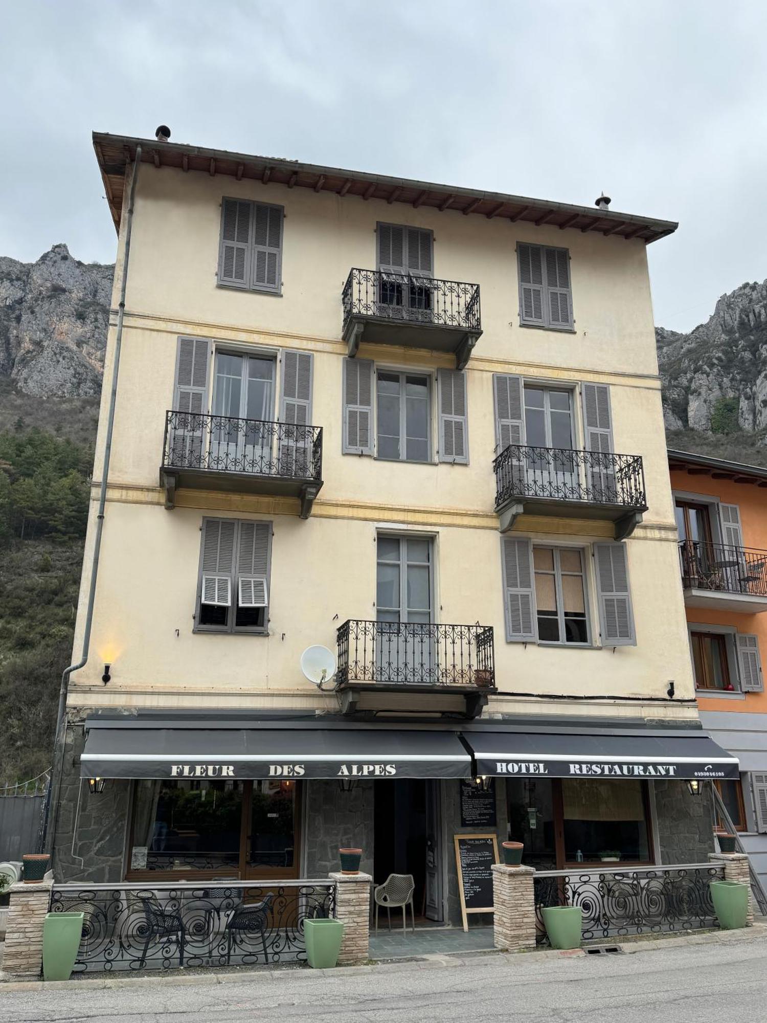 Hotel Fleur Des Alpes La Brigue Exteriér fotografie